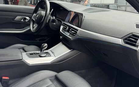 BMW 3 серия, 2021 год, 4 170 000 рублей, 15 фотография