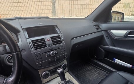 Mercedes-Benz C-Класс, 2010 год, 1 200 000 рублей, 8 фотография
