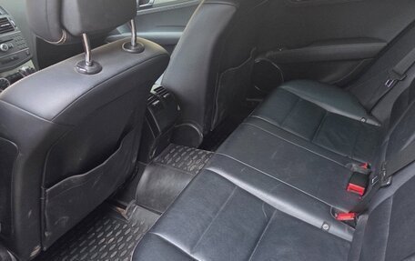 Mercedes-Benz C-Класс, 2010 год, 1 200 000 рублей, 9 фотография