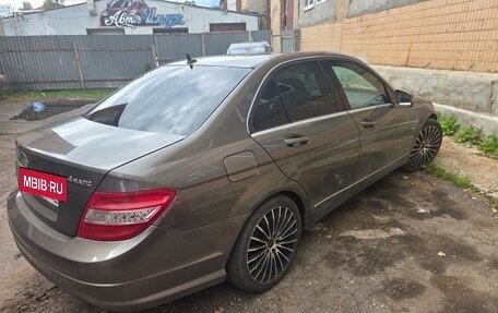 Mercedes-Benz C-Класс, 2010 год, 1 200 000 рублей, 5 фотография