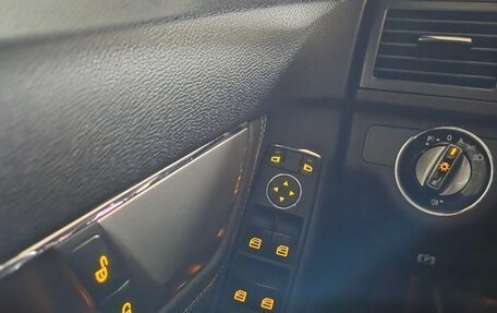 Mercedes-Benz C-Класс, 2010 год, 1 200 000 рублей, 17 фотография