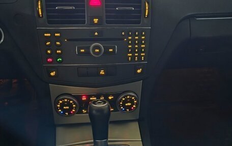 Mercedes-Benz C-Класс, 2010 год, 1 200 000 рублей, 19 фотография