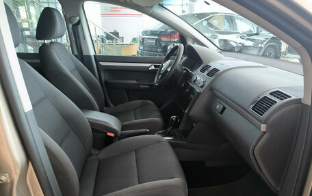 Volkswagen Touran III, 2012 год, 750 000 рублей, 13 фотография