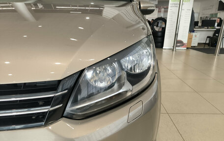 Volkswagen Touran III, 2012 год, 750 000 рублей, 21 фотография