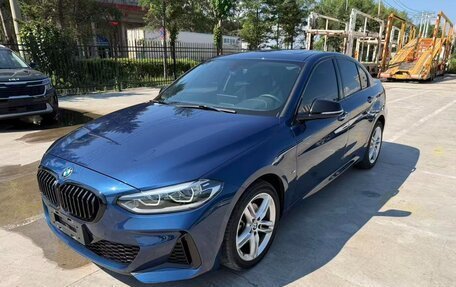 BMW 1 серия, 2023 год, 1 750 000 рублей, 1 фотография
