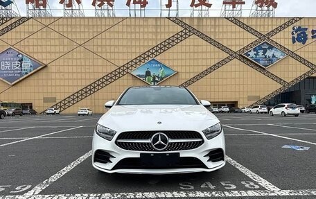 Mercedes-Benz A-Класс, 2022 год, 1 890 098 рублей, 2 фотография