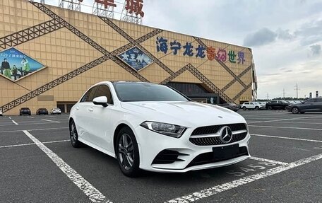Mercedes-Benz A-Класс, 2022 год, 1 890 098 рублей, 3 фотография