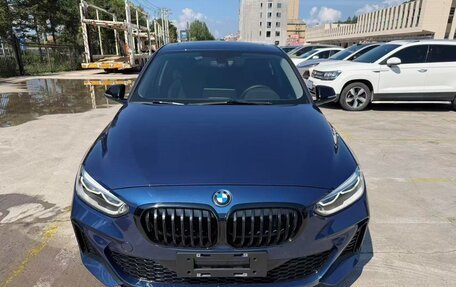 BMW 1 серия, 2023 год, 1 750 000 рублей, 3 фотография
