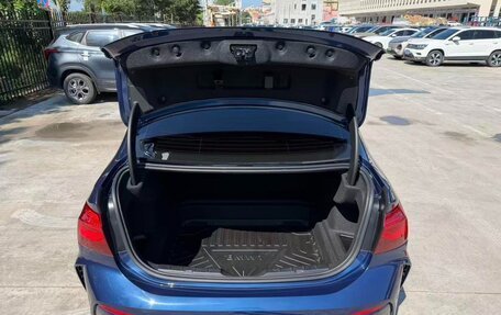 BMW 1 серия, 2023 год, 1 750 000 рублей, 7 фотография
