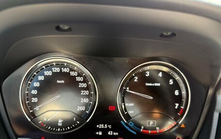BMW 1 серия, 2023 год, 1 750 000 рублей, 12 фотография