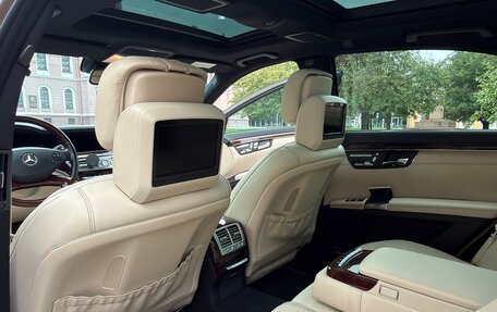 Mercedes-Benz S-Класс, 2012 год, 2 300 000 рублей, 15 фотография