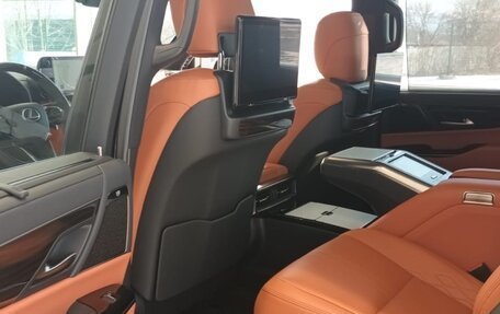 Lexus LX, 2023 год, 18 000 000 рублей, 7 фотография