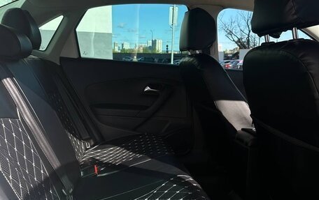 Volkswagen Polo VI (EU Market), 2013 год, 850 000 рублей, 12 фотография