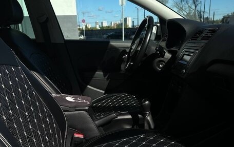 Volkswagen Polo VI (EU Market), 2013 год, 850 000 рублей, 14 фотография