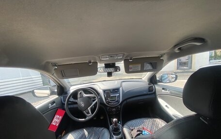 Hyundai Solaris II рестайлинг, 2012 год, 600 000 рублей, 5 фотография