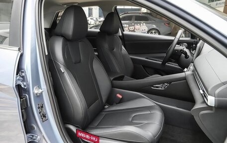 Hyundai Elantra, 2023 год, 1 546 000 рублей, 31 фотография