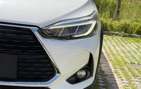 Toyota Yaris XP150 рестайлинг, 2023 год, 1 350 000 рублей, 6 фотография