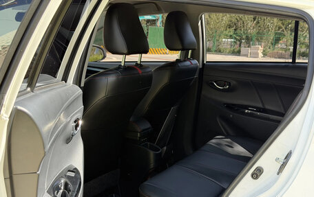 Toyota Yaris XP150 рестайлинг, 2023 год, 1 350 000 рублей, 11 фотография