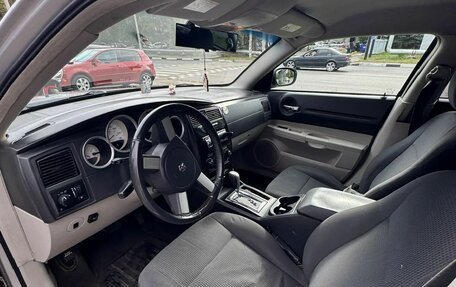 Dodge Magnum, 2007 год, 870 000 рублей, 13 фотография