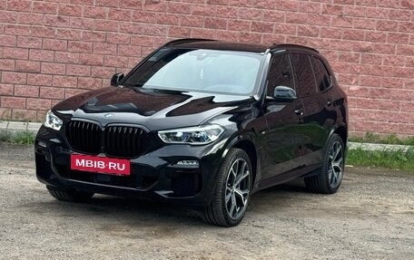 BMW X5, 2021 год, 6 850 000 рублей, 2 фотография