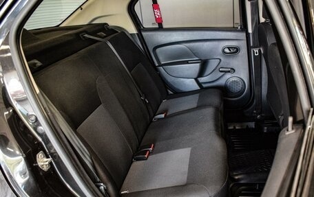 Renault Logan II, 2017 год, 695 000 рублей, 7 фотография