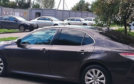 Toyota Camry, 2018 год, 2 320 000 рублей, 1 фотография