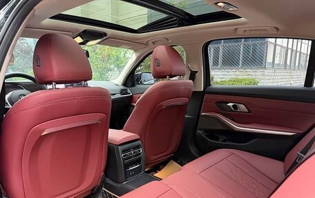 BMW 3 серия, 2023 год, 3 890 000 рублей, 11 фотография