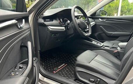 Skoda Octavia IV, 2023 год, 2 389 000 рублей, 10 фотография