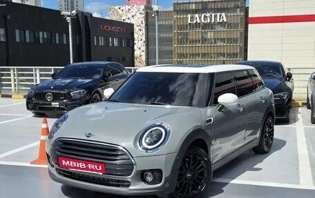 MINI Clubman, 2022 год, 2 890 000 рублей, 3 фотография