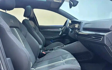 Volkswagen Golf VIII, 2022 год, 2 250 000 рублей, 7 фотография