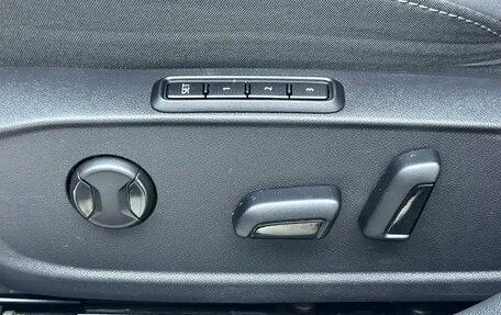 Volkswagen Golf VIII, 2022 год, 2 250 000 рублей, 12 фотография