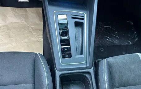 Volkswagen Golf VIII, 2022 год, 2 250 000 рублей, 15 фотография