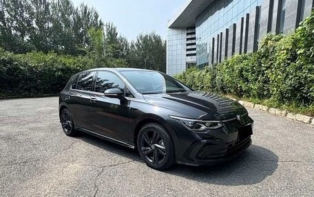 Volkswagen Golf VIII, 2023 год, 2 087 000 рублей, 6 фотография
