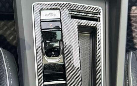 Volkswagen Golf VIII, 2023 год, 2 087 000 рублей, 22 фотография