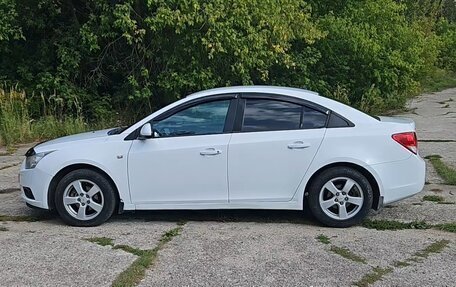 Chevrolet Cruze II, 2010 год, 630 000 рублей, 10 фотография