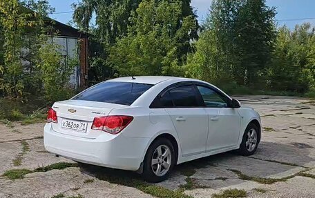 Chevrolet Cruze II, 2010 год, 630 000 рублей, 12 фотография
