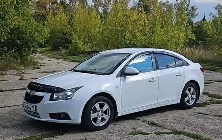 Chevrolet Cruze II, 2010 год, 630 000 рублей, 15 фотография