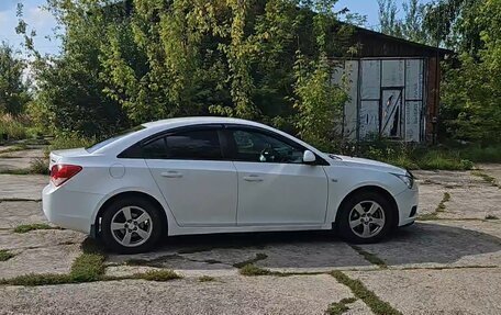 Chevrolet Cruze II, 2010 год, 630 000 рублей, 13 фотография