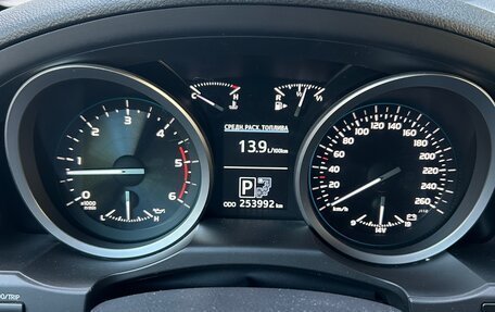 Toyota Land Cruiser 200, 2013 год, 3 490 000 рублей, 5 фотография
