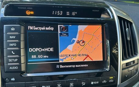 Toyota Land Cruiser 200, 2013 год, 3 490 000 рублей, 6 фотография