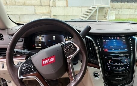 Cadillac Escalade IV, 2015 год, 3 000 000 рублей, 9 фотография