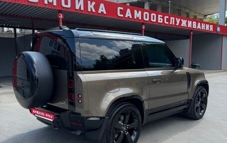 Land Rover Defender II, 2021 год, 7 800 000 рублей, 2 фотография