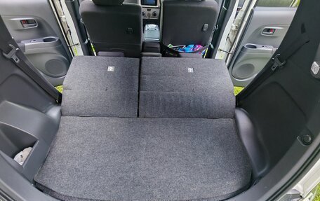 Toyota bB II рестайлинг, 2012 год, 975 000 рублей, 28 фотография