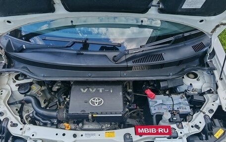 Toyota bB II рестайлинг, 2012 год, 975 000 рублей, 30 фотография