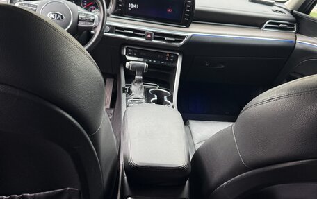 KIA K5, 2021 год, 2 250 000 рублей, 9 фотография