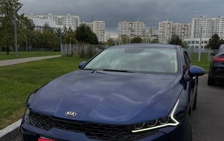 KIA K5, 2021 год, 2 250 000 рублей, 5 фотография
