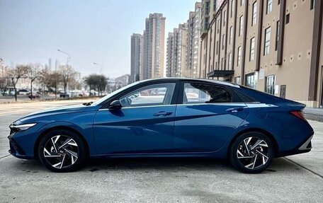 Hyundai Elantra, 2023 год, 1 895 000 рублей, 5 фотография