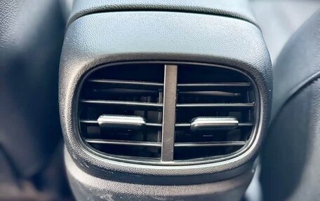 Hyundai Elantra, 2023 год, 1 895 000 рублей, 19 фотография