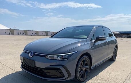 Volkswagen Golf VIII, 2023 год, 2 200 000 рублей, 3 фотография