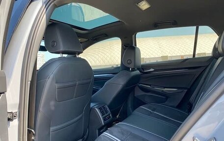 Volkswagen Golf VIII, 2023 год, 2 200 000 рублей, 16 фотография